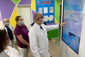 Руководители ТФОМС посетили Когалымскую городскую больницу