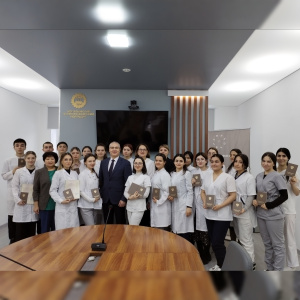 В Когалымском политехническом колледже, состоялось торжественное вручение свидетельств о профессии рабочего, должности служащего студентам