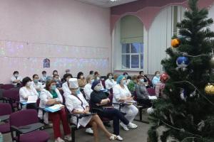 Администрация и профсоюз БУ «Когалымская городская больница» поздравили сотрудников больницы с наступающим Новым годом
