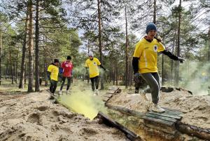 Когалымские врачи проявили выдержку и упорство в экстремальном забеге «ZOV»