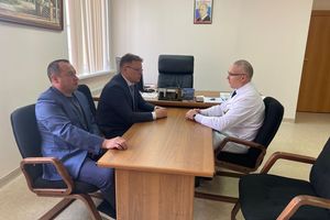 БУ «Когалымская городская больница» с рабочим визитом посетили Скребов Роман Владимирович главный внештатный специалист по судебно-медицинской экспертизе